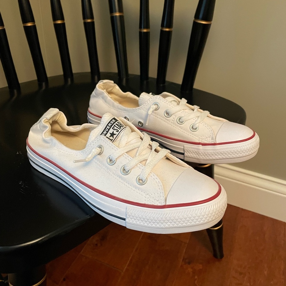 Women's converse chuck taylor slip ons size 8.5